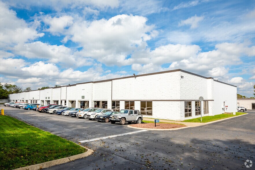 Primary Photo Of 5217 Linbar Dr, Nashville Light Manufacturing For Lease