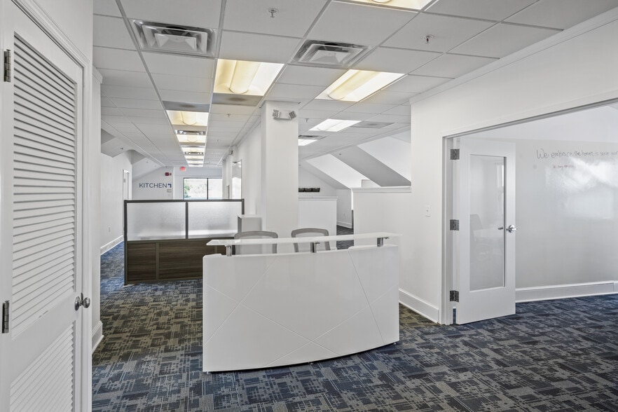 More Photos Of 602 S King St, Leesburg Medical For Lease