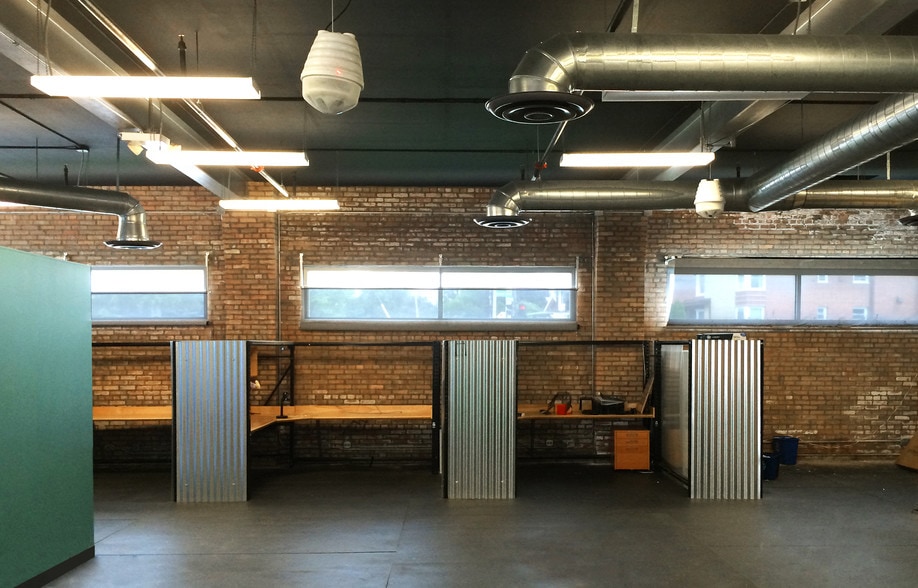 More Photos Of 401-403 W Saint Charles Rd, Lombard Office For Lease