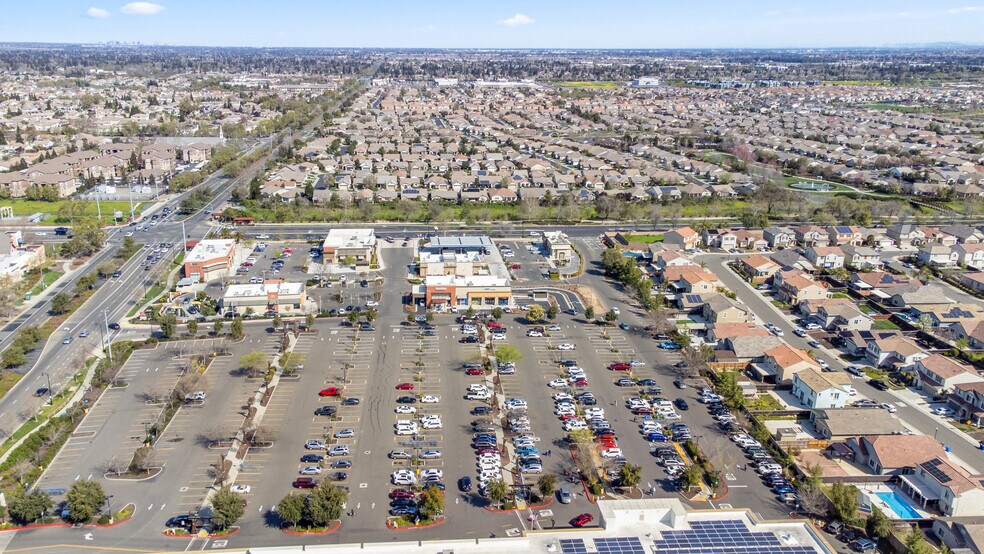 More Photos Of 10065 Bruceville Rd, Elk Grove Fast Food For Sale