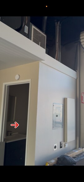 More Photos Of 120 N Pacific St, San Marcos Manufacturing For Lease