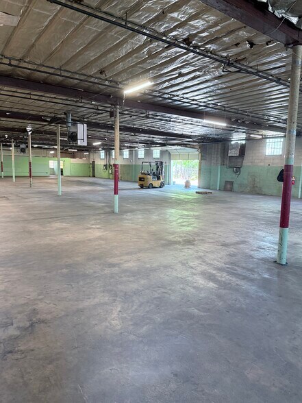 More Photos Of 616 Nolan Ave, Morrisville Warehouse For Lease