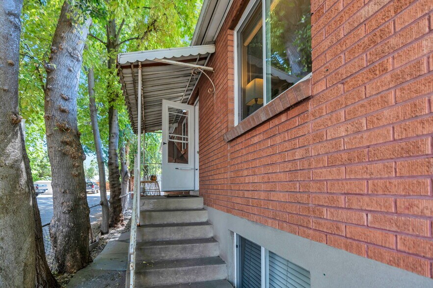 More Photos Of 1843 S 900 E, Salt Lake City Apartments For Sale