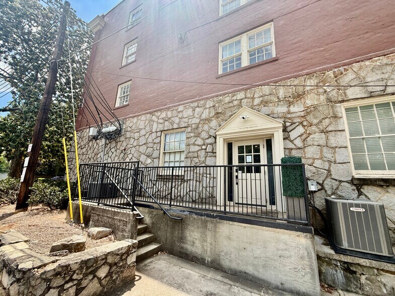 More Photos Of 675 Seminole Ave NE, Atlanta Office For Lease