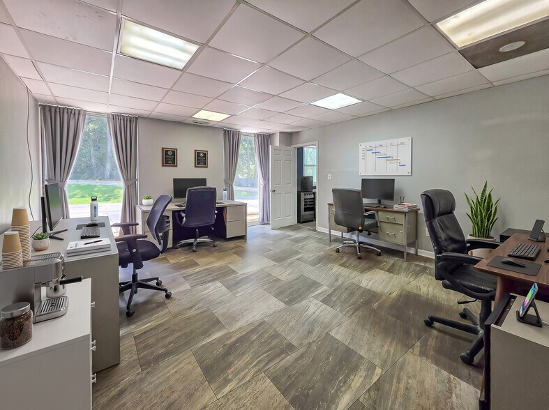 More Photos Of 3800 New McEver Rd, Acworth Warehouse For Lease