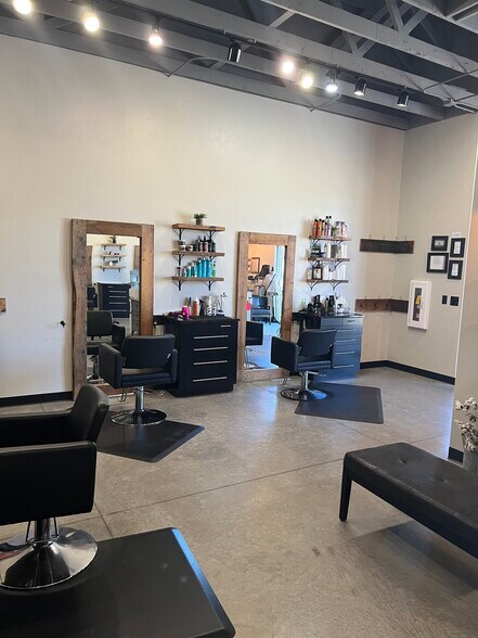 More Photos Of 111 Plank Rd, Kaukauna Storefront For Sale