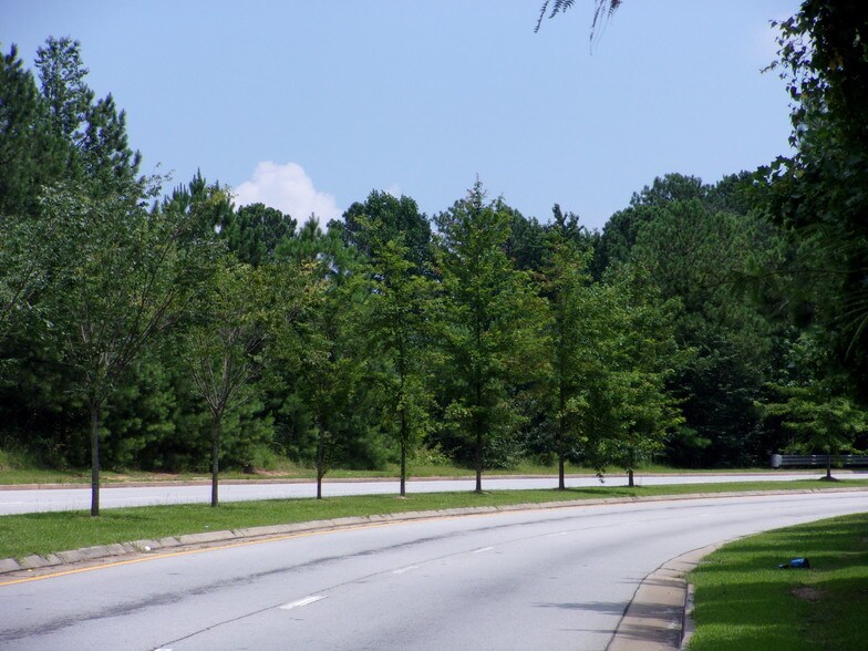 More Photos Of 2869 Oakcliff Rd, Atlanta Land For Sale