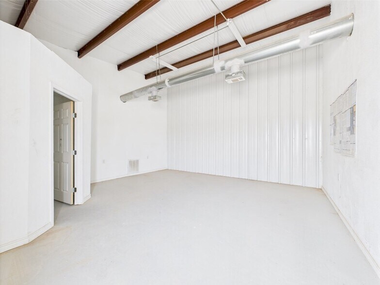 More Photos Of TBD County Road 160, Barstow Warehouse For Sale