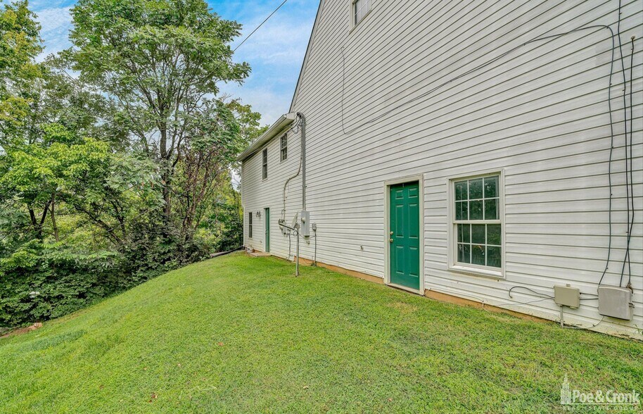 More Photos Of 1314 Archbold Ave NE, Roanoke Apartments For Sale
