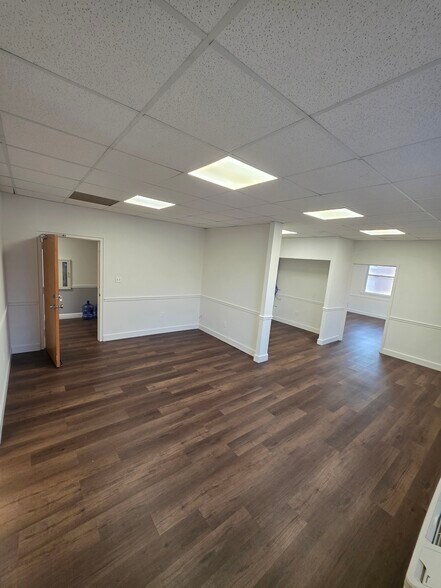 More Photos Of 17 W Jefferson St, Rockville Coworking Space