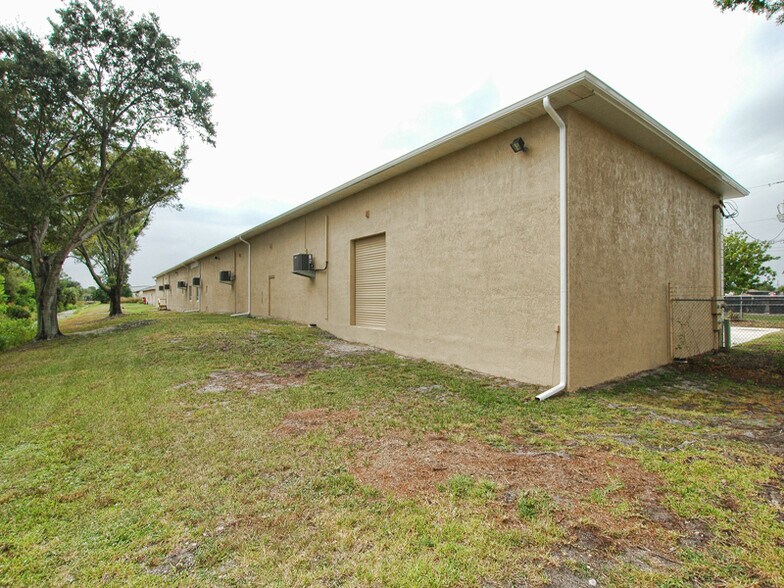 More Photos Of 1733 SW Biltmore St, Port Saint Lucie Warehouse For Sale