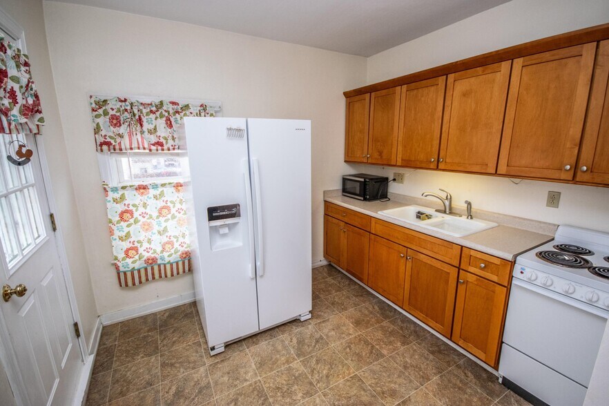 More Photos Of 417 2nd St, Random Lake Restaurant For Sale