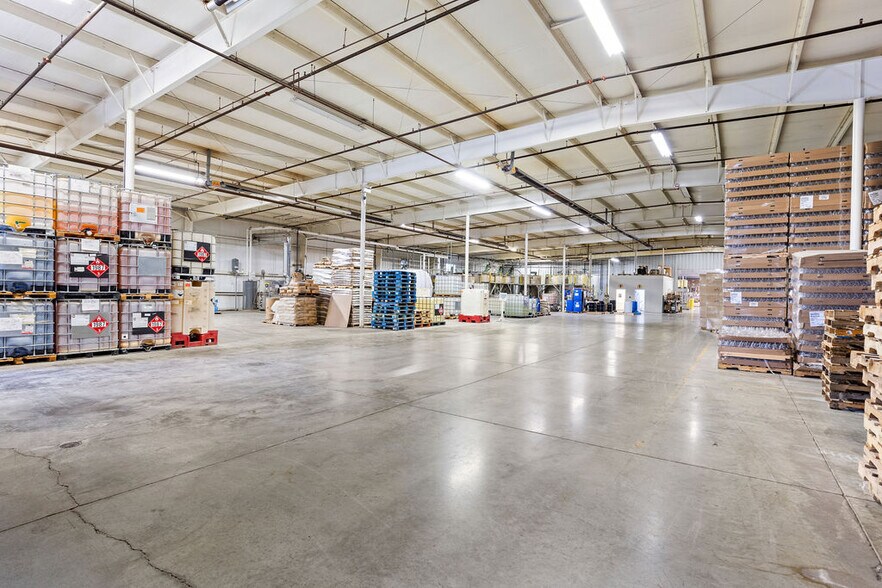 More Photos Of 2000 Ashley Rd, Morris Manufacturing For Lease