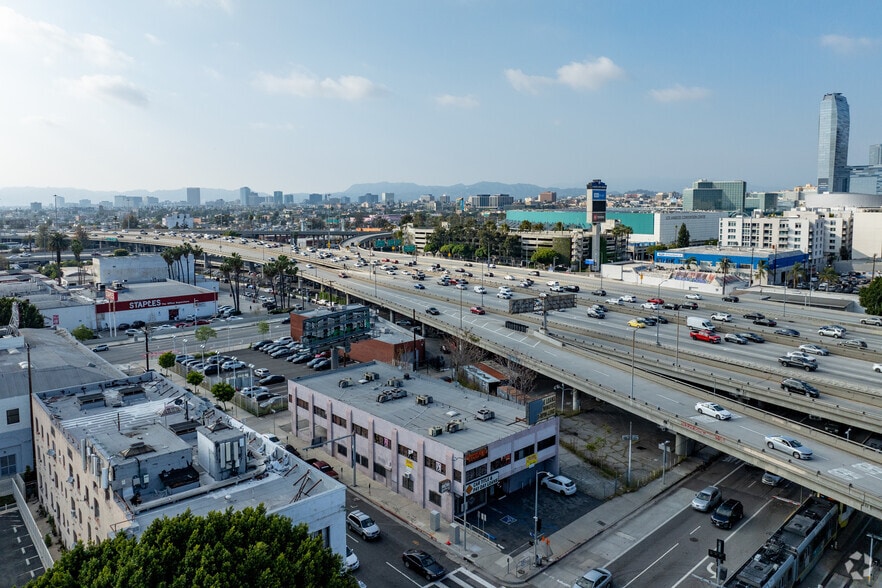 More Photos Of 1721 S Flower St, Los Angeles Storefront Retail Office For Lease