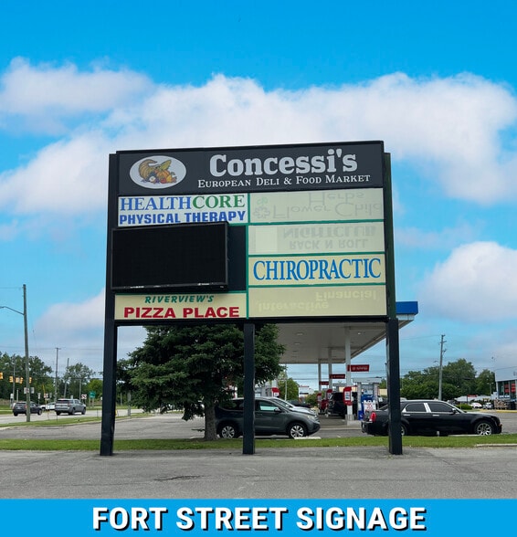 More Photos Of 13620-13720 Sibley Rd, Riverview General Retail For Lease