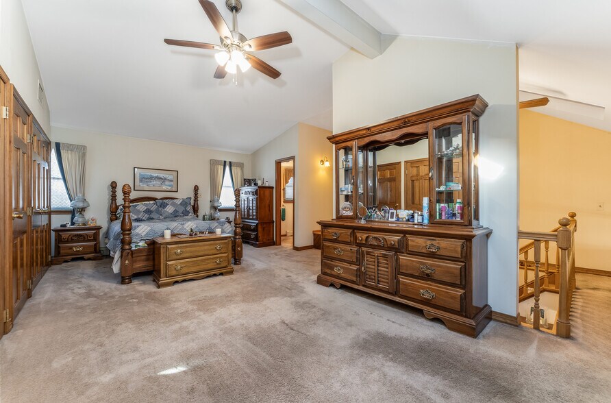 More Photos Of 5 Larison Ln, Ringoes Storefront Retail Office For Sale