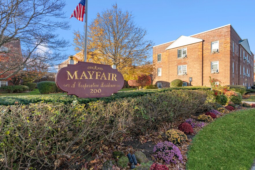 Primary Photo Of 200 N Village Ave, Rockville Centre Office Residential For Sale