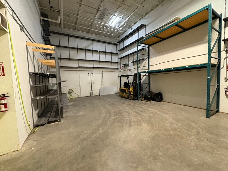 More Photos Of 2747 Chamberland St, Clarence-Rockland Freestanding For Sale