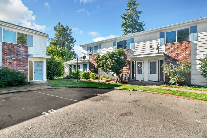 More Photos Of 17920 SW Alexander St, Beaverton Apartments For Sale