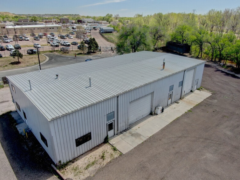 More Photos Of 1210 S El Paso St, Colorado Springs Warehouse For Lease