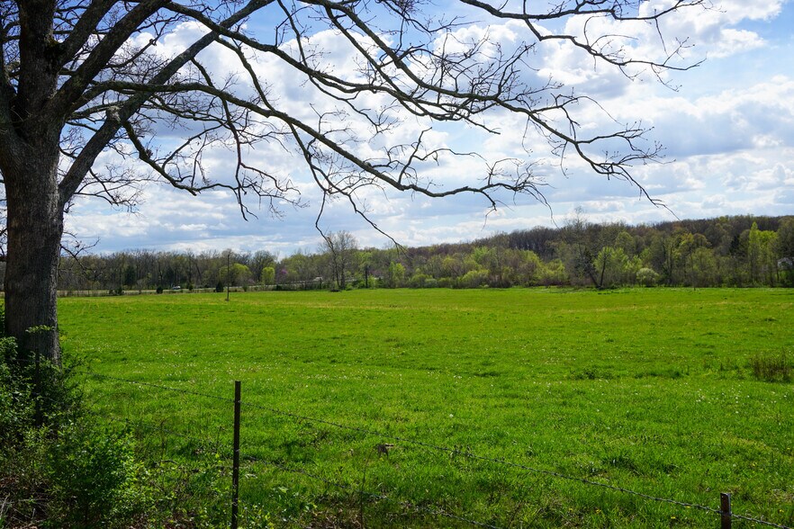 More Photos Of 18626 County Road 1000, Saint James Flex For Sale