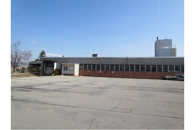 More Photos Of 150 Birch Hill Rd, Shoemakersville Warehouse For Sale