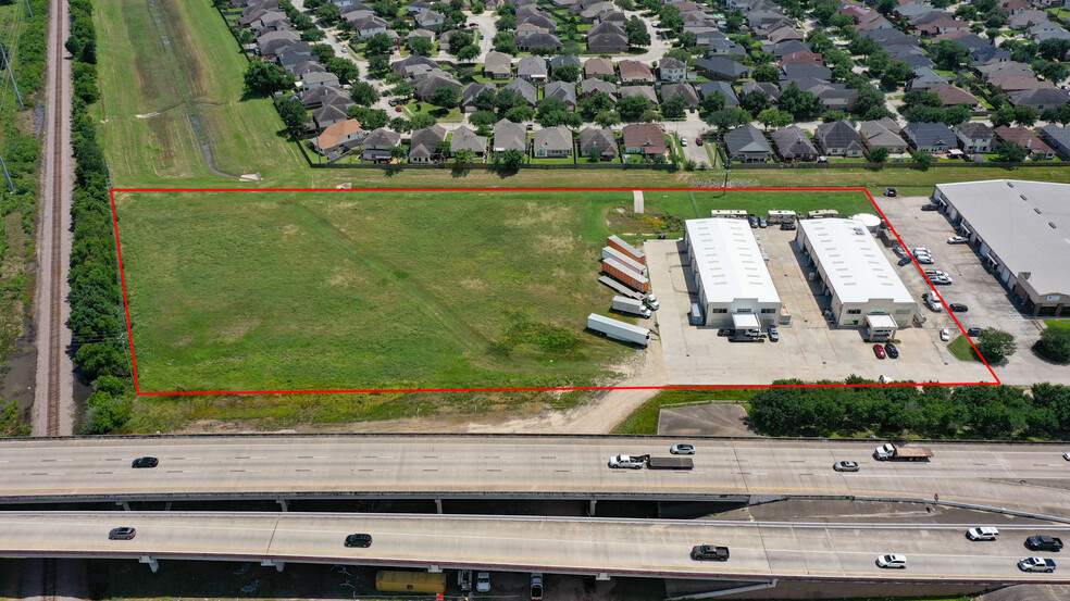 Primary Photo Of 6631 N Sam Houston Pky W, Houston Warehouse For Lease