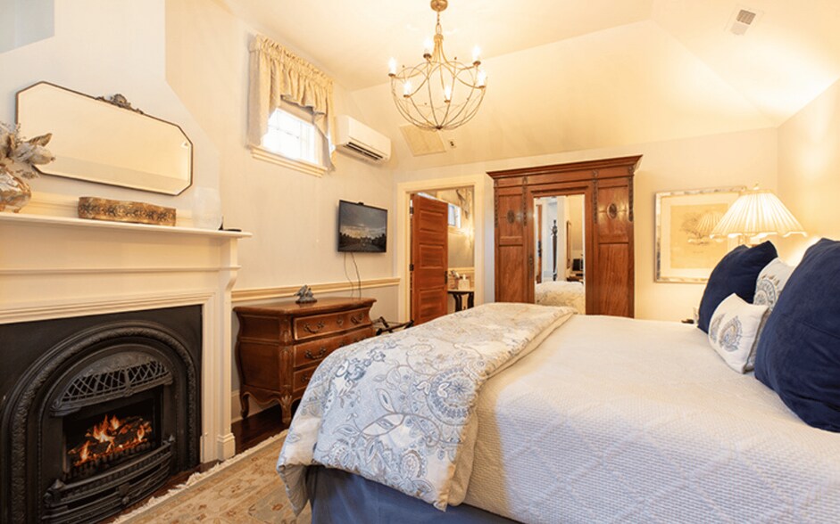 More Photos Of 288 Montford Ave, Asheville Hospitality For Sale