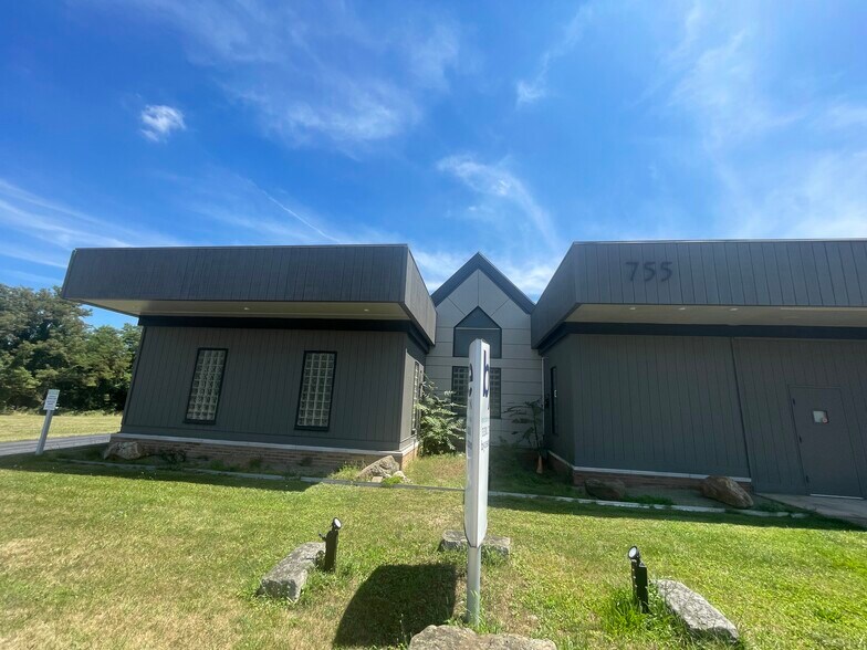 More Photos Of 755 Wick Ave, Youngstown Loft Creative Space For Sale