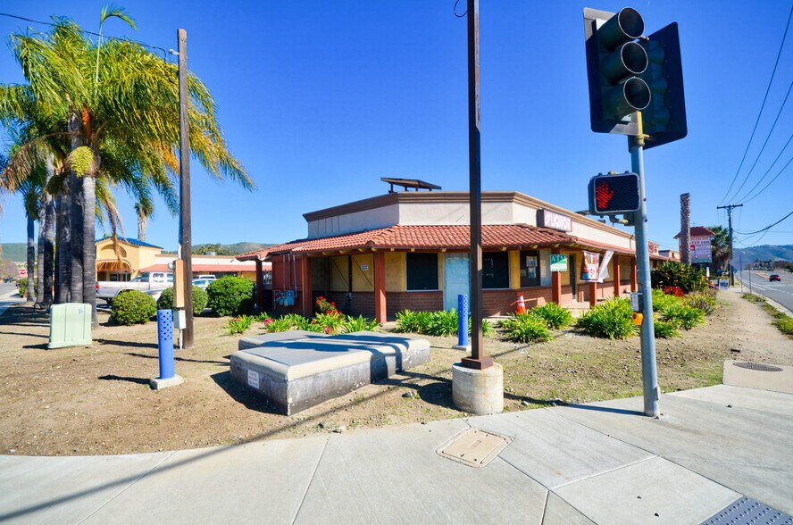 More Photos Of 1450 W Mission Rd, San Marcos Unknown For Sale