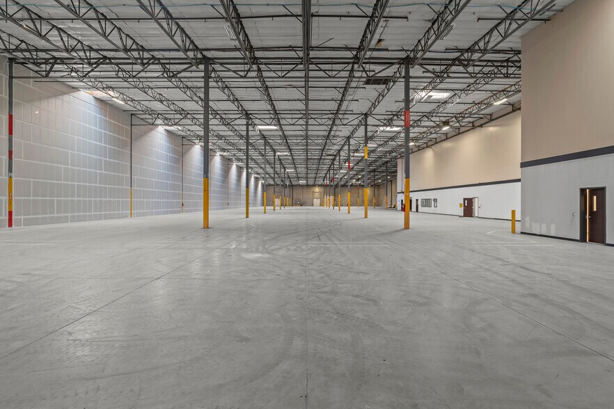 More Photos Of 2275 E Newlands Dr, Fernley Distribution For Lease