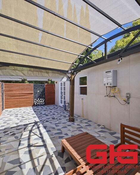 More Photos Of 261 N Oak Ave, Pasadena Multifamily For Sale