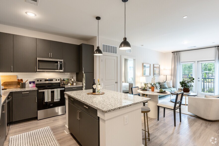 More Photos Of 12801 Lucks Ln, Midlothian Apartments For Sale