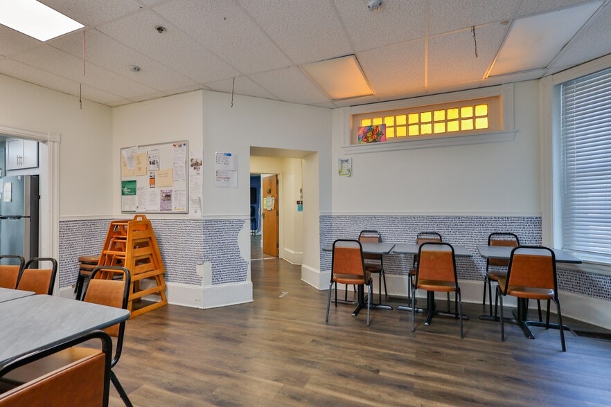 More Photos Of 541 Seneca St, Fountain Hill Healthcare For Sale