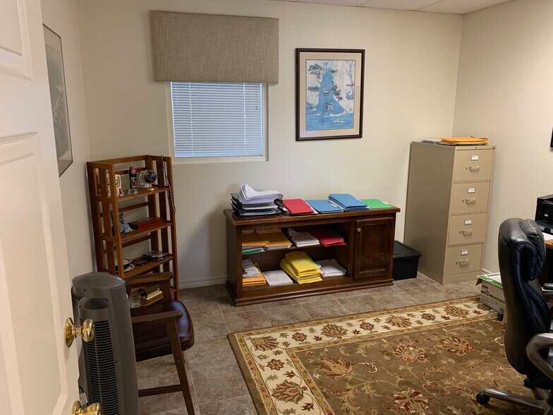 More Photos Of 10 Midtown Park W, Mobile Medical For Lease