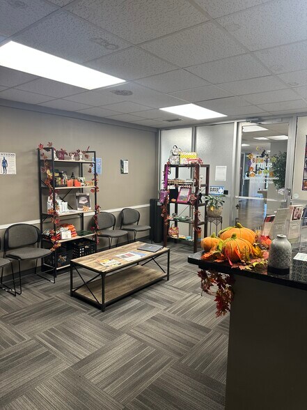 More Photos Of 5300 N Meridian Ave, Oklahoma City Medical For Lease