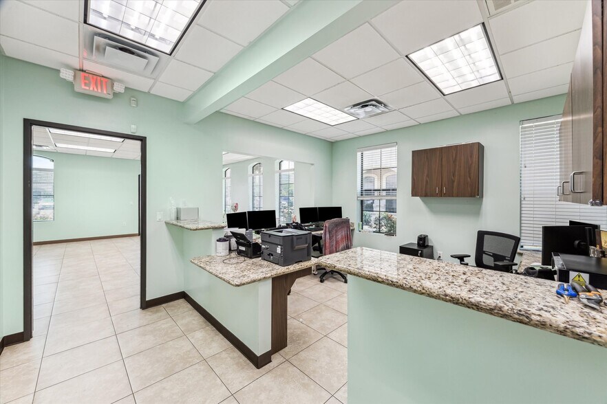 More Photos Of 360 E Medical Center Blvd, Webster Medical For Sale