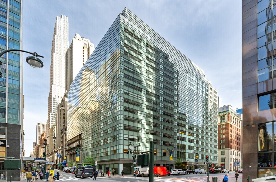 More Photos Of 340 Madison Ave, New York Office For Lease