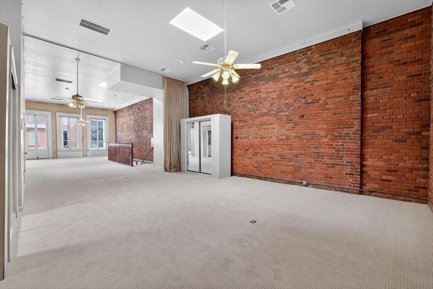More Photos Of 120-124 J St, Sacramento Storefront Retail Residential For Sale