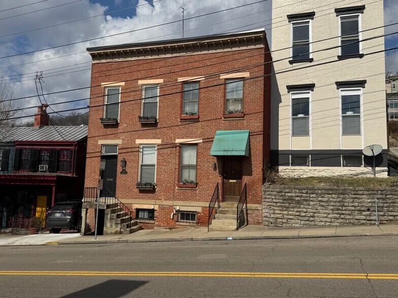 More Photos Of , Cincinnati Multifamily For Sale
