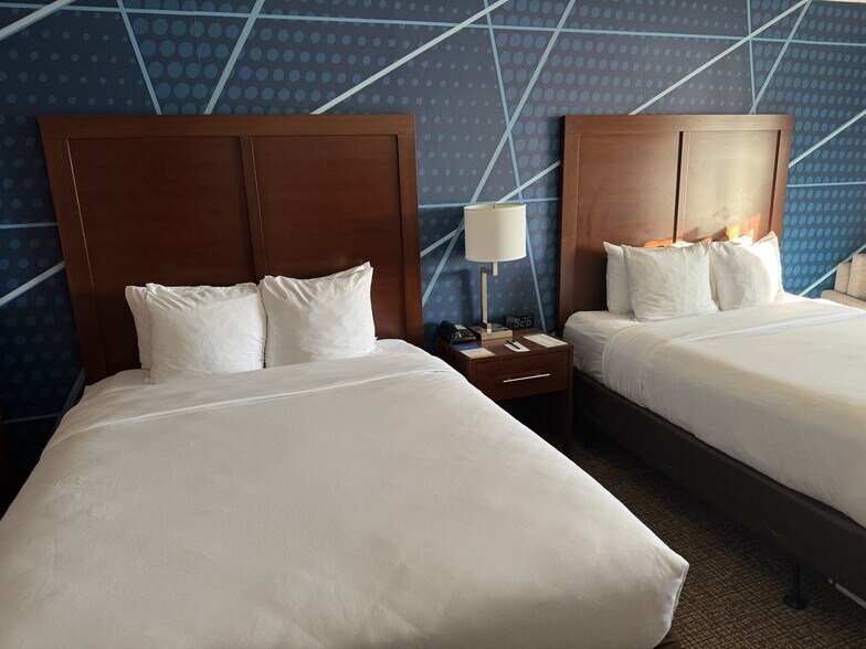 More Photos Of 3535 State St, Grand Island Hotel For Sale