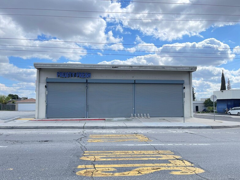 Primary Photo Of 1201 Columbus St, Bakersfield Convenience Store For Sale