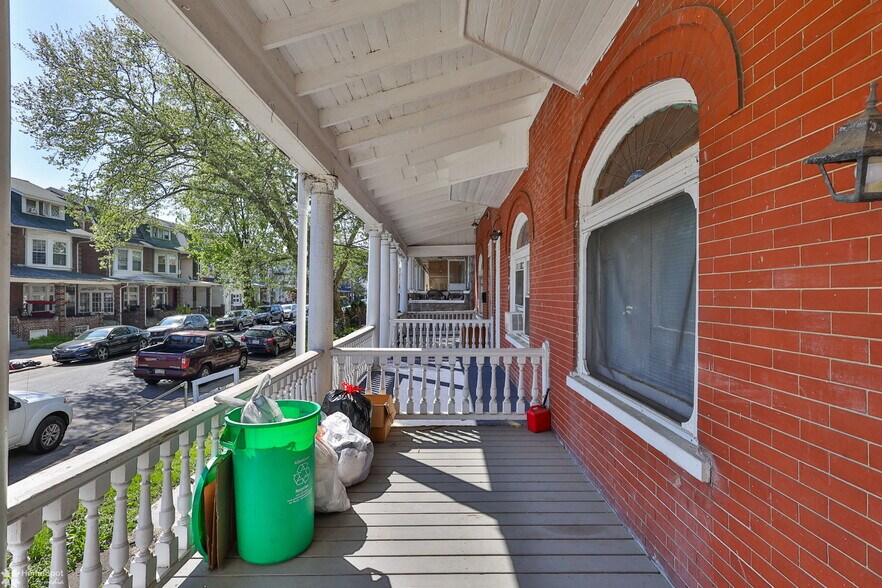 More Photos Of 220 S Madison St, Allentown Specialty For Sale