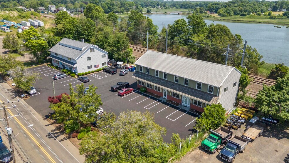 More Photos Of 151 Meadow St, Branford Storefront Retail Office For Lease