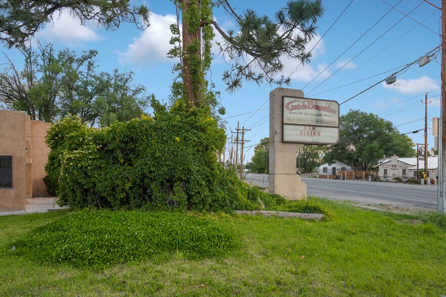 More Photos Of 8032 4th St NW, Albuquerque Restaurant For Sale