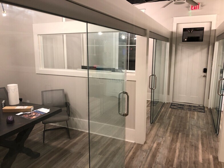 More Photos Of 1803 Curcor Dr, Gulfport Loft Creative Space For Lease