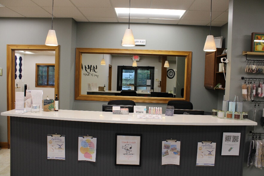 More Photos Of 660 Patrick Pl, Brownsburg Office For Sale