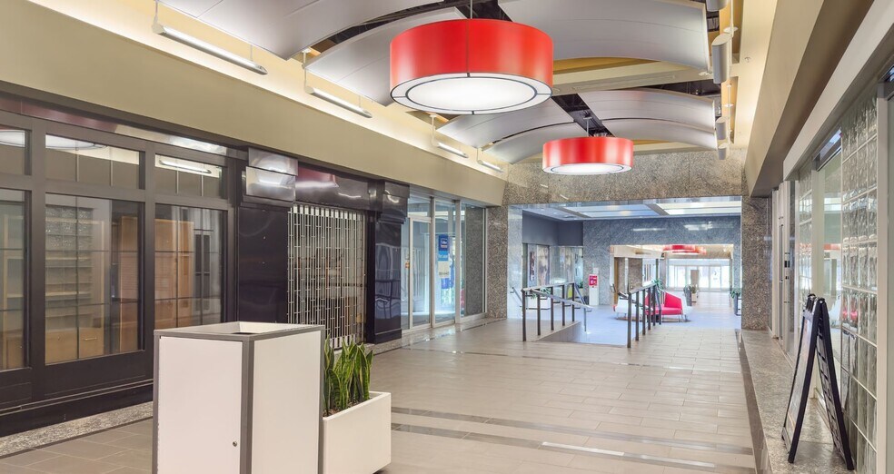 More Photos Of 122 1st Av S, Saskatoon Office Residential For Lease