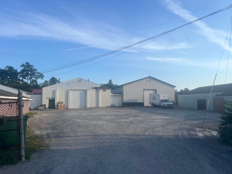 More Photos Of 1205 Spring St, Latrobe Warehouse For Sale