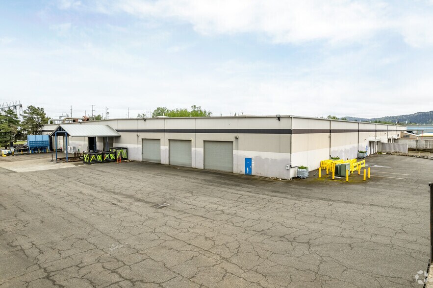 More Photos Of 9125 N Time Oil Rd, Portland Warehouse For Lease